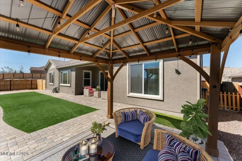 1227 Silver View, Sparks, Nevada 89436, 4 Bedrooms Bedrooms, ,4 BathroomsBathrooms,Residential,Residential,Silver View,0,260012340