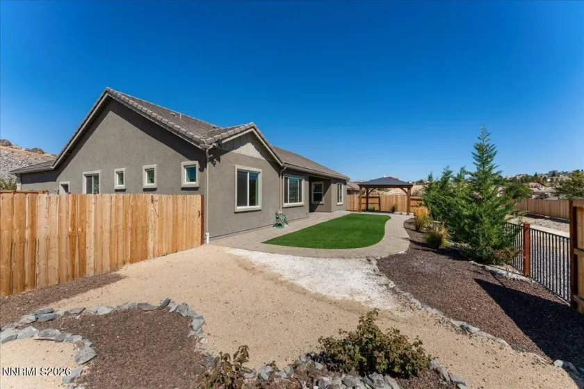 1227 Silver View, Sparks, Nevada 89436, 4 Bedrooms Bedrooms, ,4 BathroomsBathrooms,Residential,Residential,Silver View,0,260012340