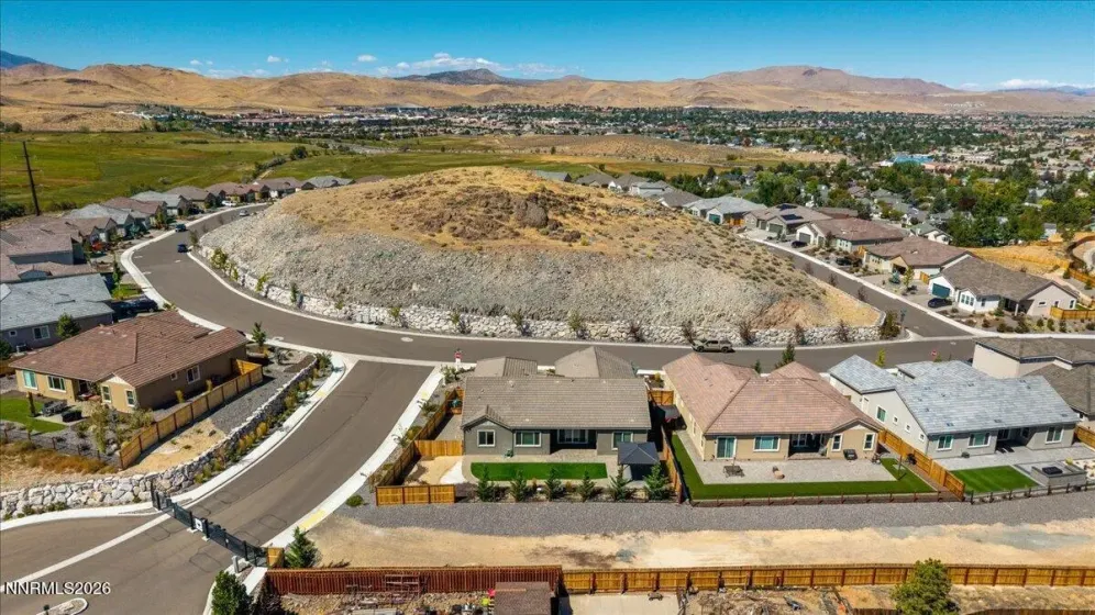 1227 Silver View, Sparks, Nevada 89436, 4 Bedrooms Bedrooms, ,4 BathroomsBathrooms,Residential,Residential,Silver View,0,260012340