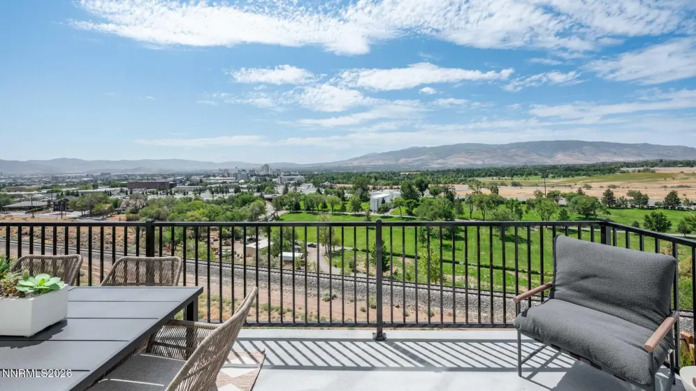 3004 Winze, Reno, Nevada 89512, 5 Bedrooms Bedrooms, ,4 BathroomsBathrooms,Residential,Residential,Winze,0,260012344
