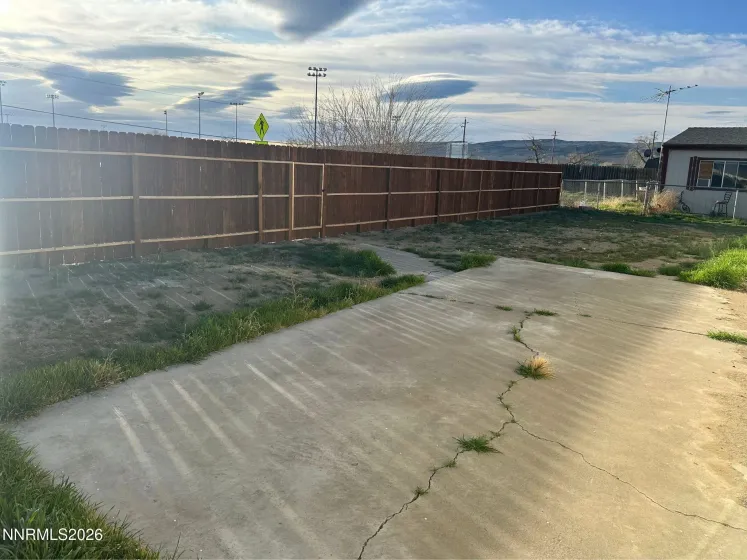 330 Parkland, Fernley, Nevada 89408, 3 Bedrooms Bedrooms, ,2 BathroomsBathrooms,Residential,Residential,Parkland,0,260009611