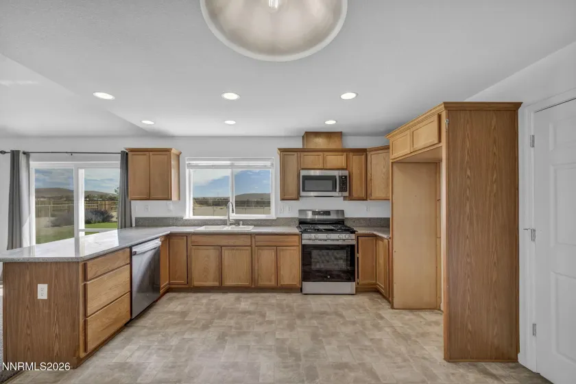 5292 Bentgrass, Stagecoach, Nevada 89429, 3 Bedrooms Bedrooms, ,2 BathroomsBathrooms,Residential,Residential,Bentgrass,0,260012363