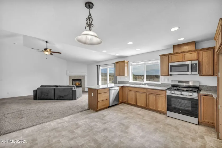 5292 Bentgrass, Stagecoach, Nevada 89429, 3 Bedrooms Bedrooms, ,2 BathroomsBathrooms,Residential,Residential,Bentgrass,0,260012363