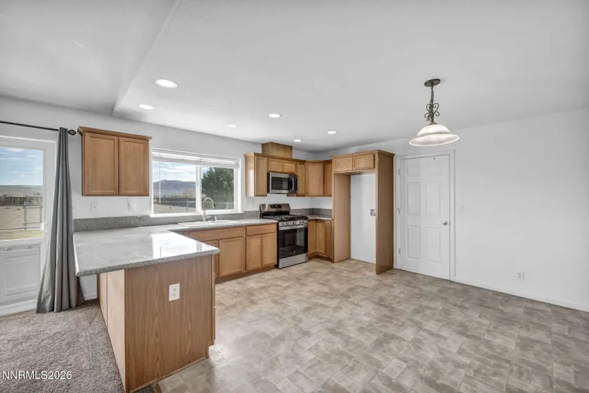 5292 Bentgrass, Stagecoach, Nevada 89429, 3 Bedrooms Bedrooms, ,2 BathroomsBathrooms,Residential,Residential,Bentgrass,0,260012363