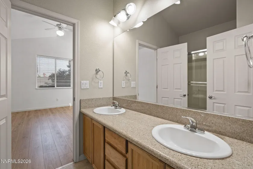 5658 Hunting Creek, Sparks, Nevada 89436, 3 Bedrooms Bedrooms, ,3 BathroomsBathrooms,Residential,Residential,Hunting Creek,0,260012366