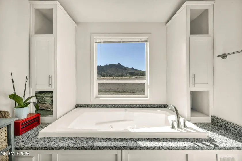 105 Arabian, Reno, Nevada 89508, 4 Bedrooms Bedrooms, ,3 BathroomsBathrooms,Residential,Residential,Arabian,0,260012411