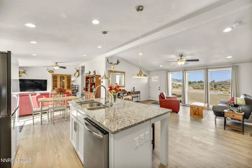 105 Arabian, Reno, Nevada 89508, 4 Bedrooms Bedrooms, ,3 BathroomsBathrooms,Residential,Residential,Arabian,0,260012411