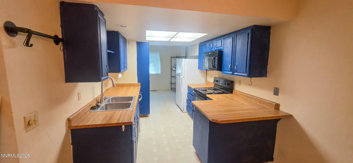 6025 Conness, Reno, Nevada 89523, 4 Bedrooms Bedrooms, ,3 BathroomsBathrooms,Residential,Residential,Conness,0,260012413