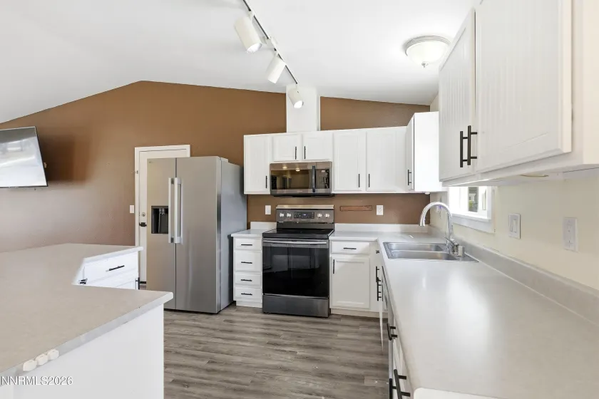 1426 Nightingale, Sparks, Nevada 89441, 3 Bedrooms Bedrooms, ,2 BathroomsBathrooms,Residential,Residential,Nightingale,0,260012371