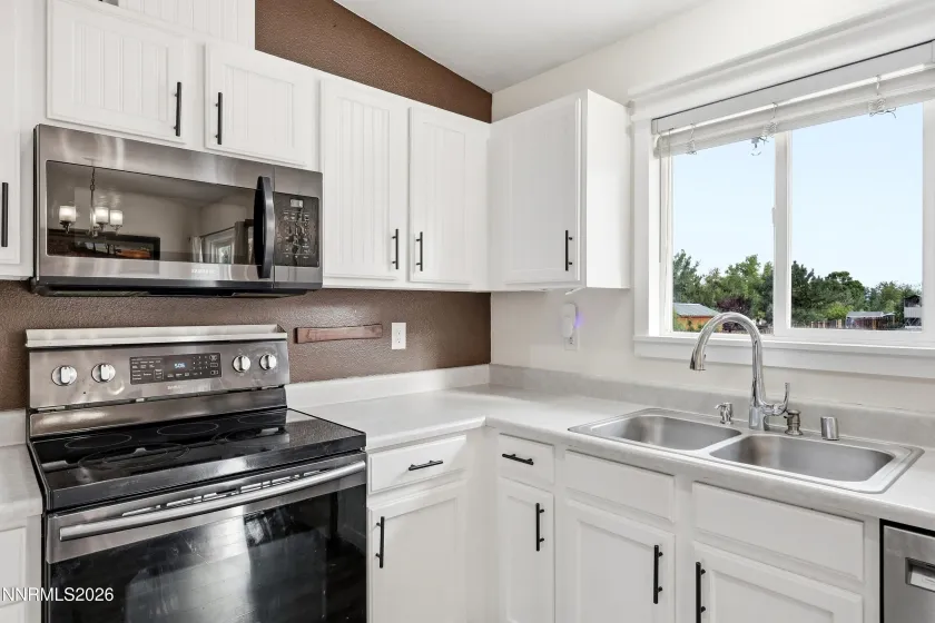 1426 Nightingale, Sparks, Nevada 89441, 3 Bedrooms Bedrooms, ,2 BathroomsBathrooms,Residential,Residential,Nightingale,0,260012371