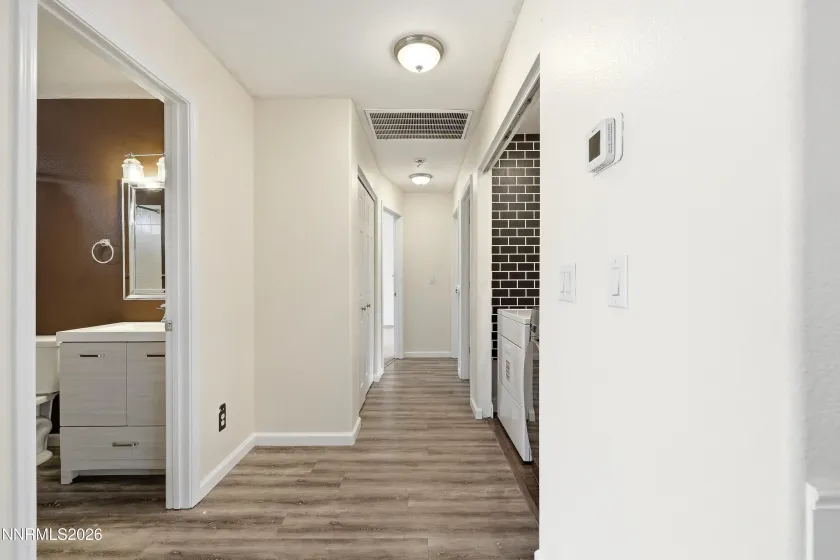 1426 Nightingale, Sparks, Nevada 89441, 3 Bedrooms Bedrooms, ,2 BathroomsBathrooms,Residential,Residential,Nightingale,0,260012371