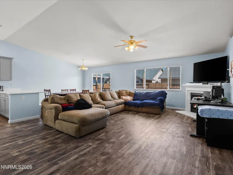 1617 Burger, Fernley, Nevada 89408, 3 Bedrooms Bedrooms, ,2 BathroomsBathrooms,Residential,Residential,Burger,0,260012372