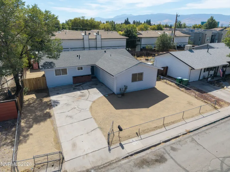 2285 Jessie, Sparks, Nevada 89431, 3 Bedrooms Bedrooms, ,2 BathroomsBathrooms,Residential,Residential,Jessie,0,260012373