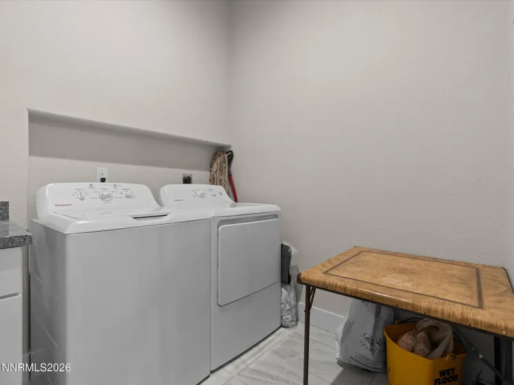 2900 Matterhorn, Genoa, Nevada 89411, 3 Bedrooms Bedrooms, ,3 BathroomsBathrooms,Residential,Residential,Matterhorn,0,260012374