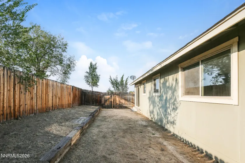 8355 Cub, Reno, Nevada 89506, 2 Bedrooms Bedrooms, ,2 BathroomsBathrooms,Residential,Residential,Cub,0,260012375
