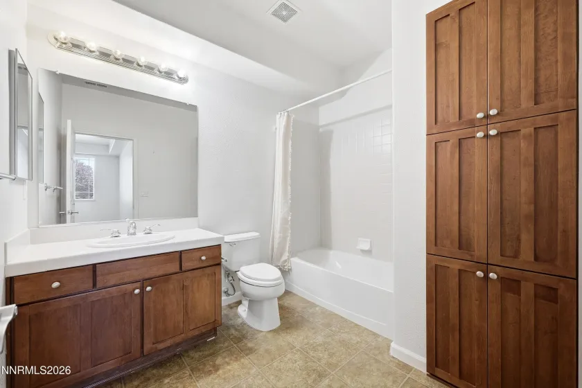 3800 Desert Fox, Sparks, Nevada 89436, 5 Bedrooms Bedrooms, ,4 BathroomsBathrooms,Residential,Residential,Desert Fox,0,260012378