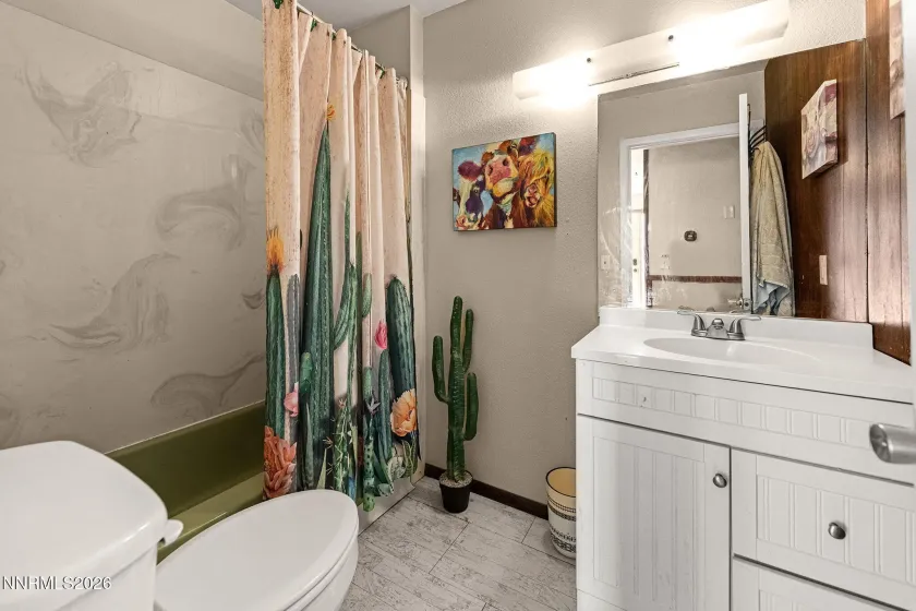 1201 Soda Lake, Fallon, Nevada 89406, 3 Bedrooms Bedrooms, ,2 BathroomsBathrooms,Residential,Residential,Soda Lake,0,260010605