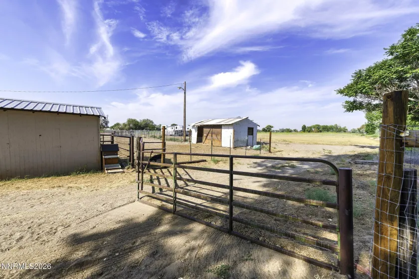 Take room & barn