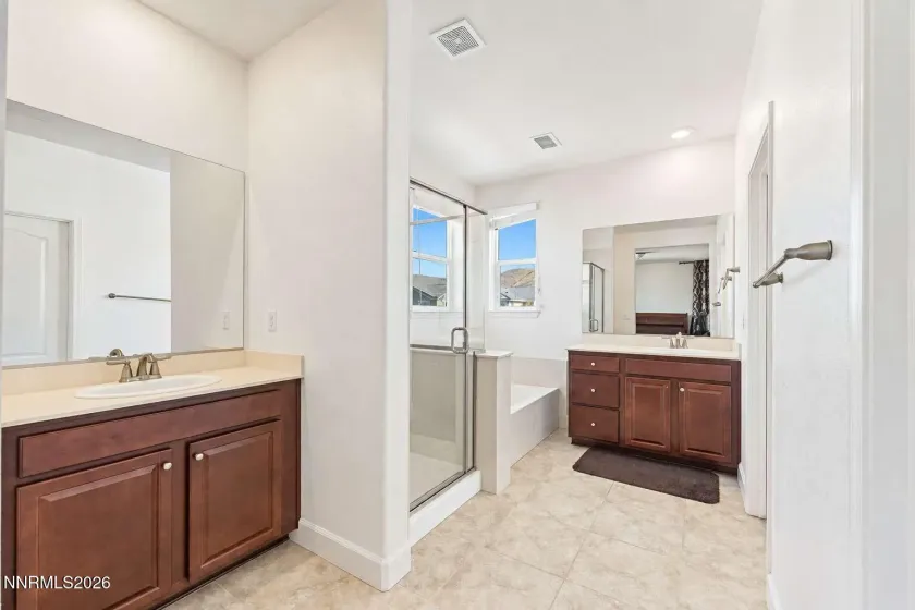 3163 Vatican, Sparks, Nevada 89434, 4 Bedrooms Bedrooms, ,3 BathroomsBathrooms,Residential,Residential,Vatican,0,260012379