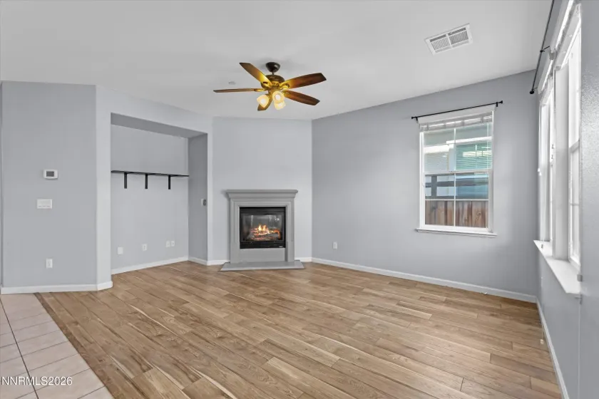 6993 Sacred, Sparks, Nevada 89436, 4 Bedrooms Bedrooms, ,3 BathroomsBathrooms,Residential,Residential,Sacred,0,260012381