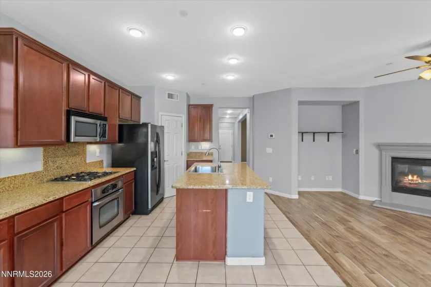 6993 Sacred, Sparks, Nevada 89436, 4 Bedrooms Bedrooms, ,3 BathroomsBathrooms,Residential,Residential,Sacred,0,260012381