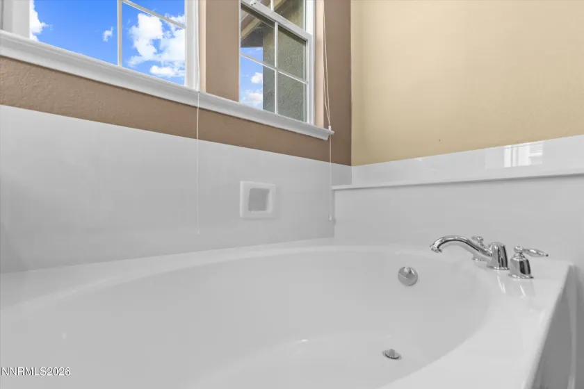 6993 Sacred, Sparks, Nevada 89436, 4 Bedrooms Bedrooms, ,3 BathroomsBathrooms,Residential,Residential,Sacred,0,260012381