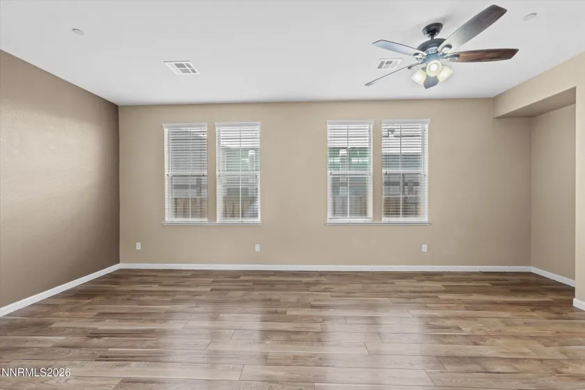 6993 Sacred, Sparks, Nevada 89436, 4 Bedrooms Bedrooms, ,3 BathroomsBathrooms,Residential,Residential,Sacred,0,260012381
