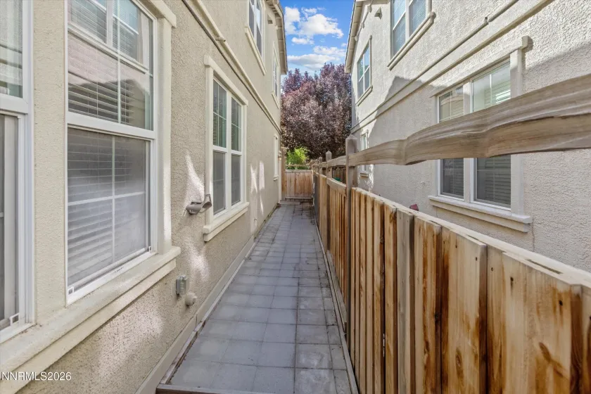 6993 Sacred, Sparks, Nevada 89436, 4 Bedrooms Bedrooms, ,3 BathroomsBathrooms,Residential,Residential,Sacred,0,260012381