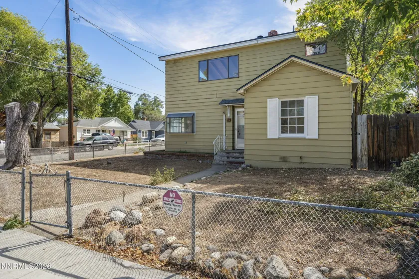 508 Modoc, Reno, Nevada 89509, 2 Bedrooms Bedrooms, ,3 BathroomsBathrooms,Residential,Residential,Modoc,0,260012382