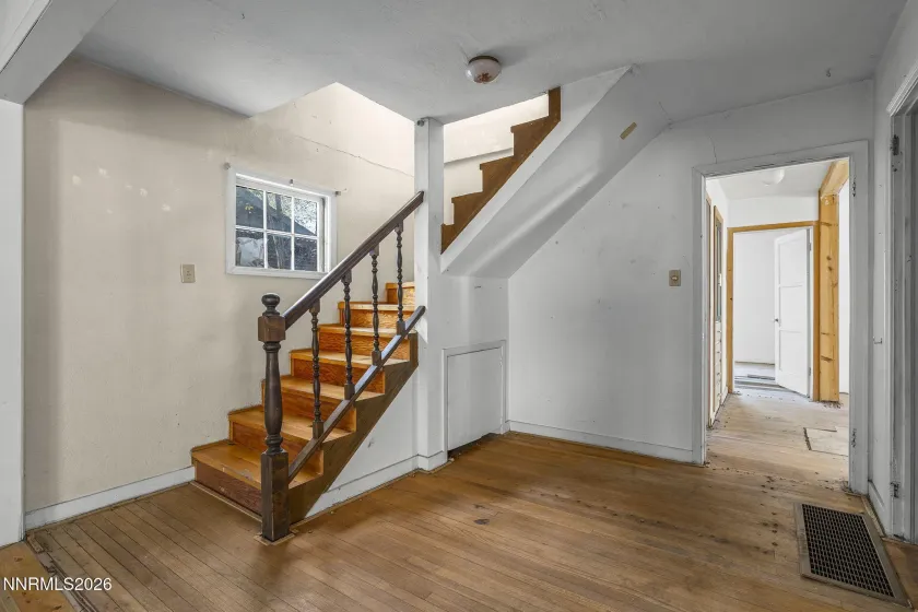 508 Modoc, Reno, Nevada 89509, 2 Bedrooms Bedrooms, ,3 BathroomsBathrooms,Residential,Residential,Modoc,0,260012382