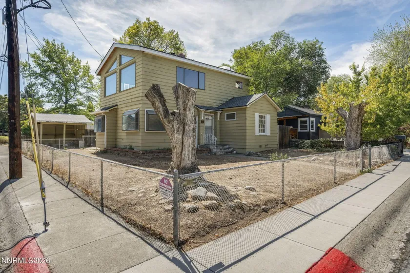 508 Modoc, Reno, Nevada 89509, 2 Bedrooms Bedrooms, ,3 BathroomsBathrooms,Residential,Residential,Modoc,0,260012382