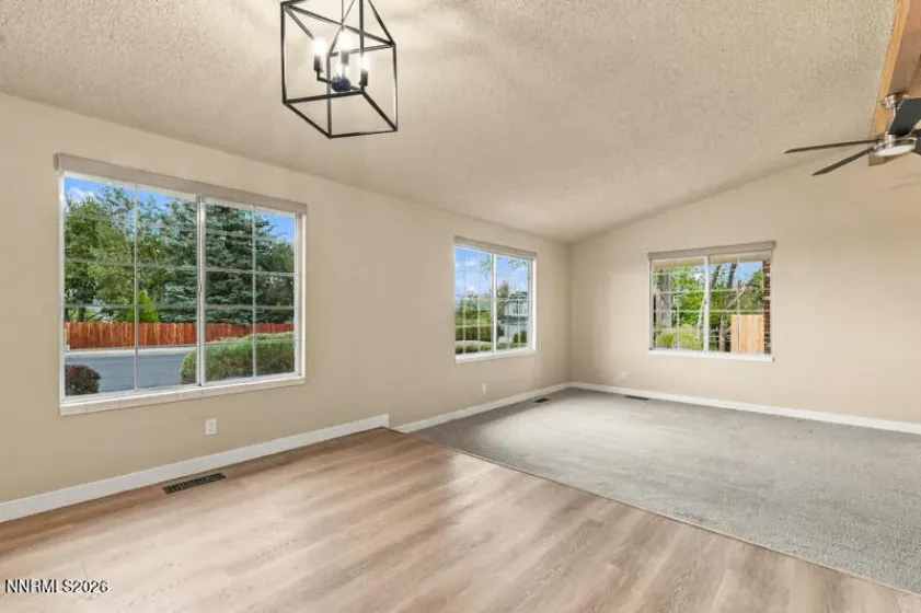 1731 Glen Oaks, Reno, Nevada 89523, 4 Bedrooms Bedrooms, ,2 BathroomsBathrooms,Residential,Residential,Glen Oaks,0,260012386