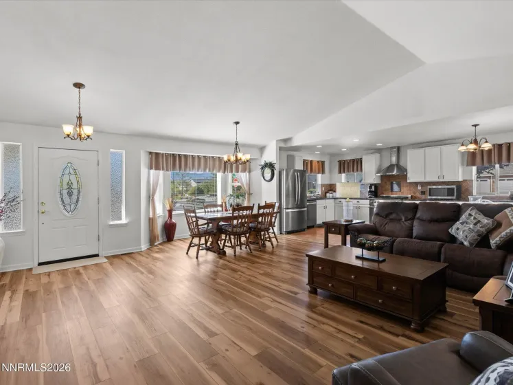 2947 Hot Springs, Minden, Nevada 89423, 3 Bedrooms Bedrooms, ,2 BathroomsBathrooms,Residential,Residential,Hot Springs,0,260012389