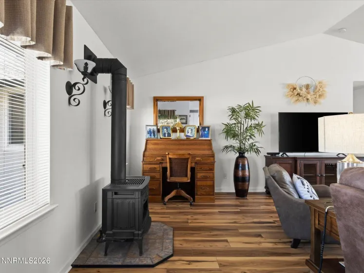 2947 Hot Springs, Minden, Nevada 89423, 3 Bedrooms Bedrooms, ,2 BathroomsBathrooms,Residential,Residential,Hot Springs,0,260012389
