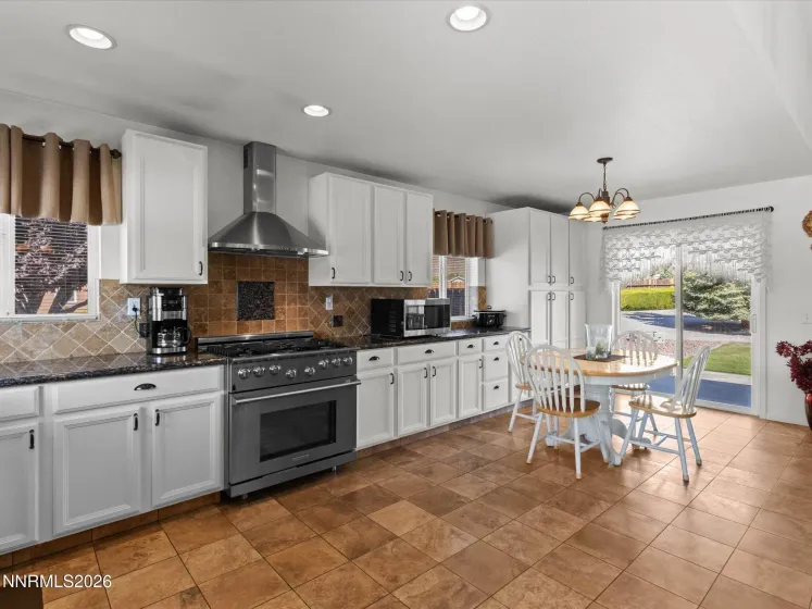 2947 Hot Springs, Minden, Nevada 89423, 3 Bedrooms Bedrooms, ,2 BathroomsBathrooms,Residential,Residential,Hot Springs,0,260012389