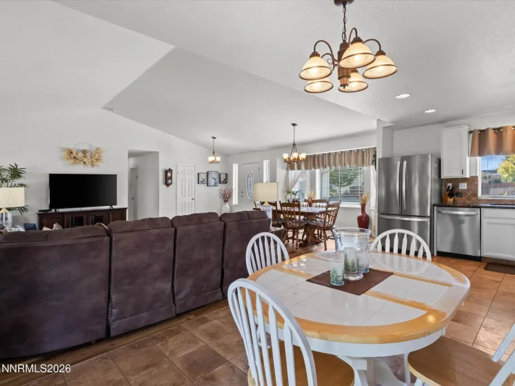 2947 Hot Springs, Minden, Nevada 89423, 3 Bedrooms Bedrooms, ,2 BathroomsBathrooms,Residential,Residential,Hot Springs,0,260012389