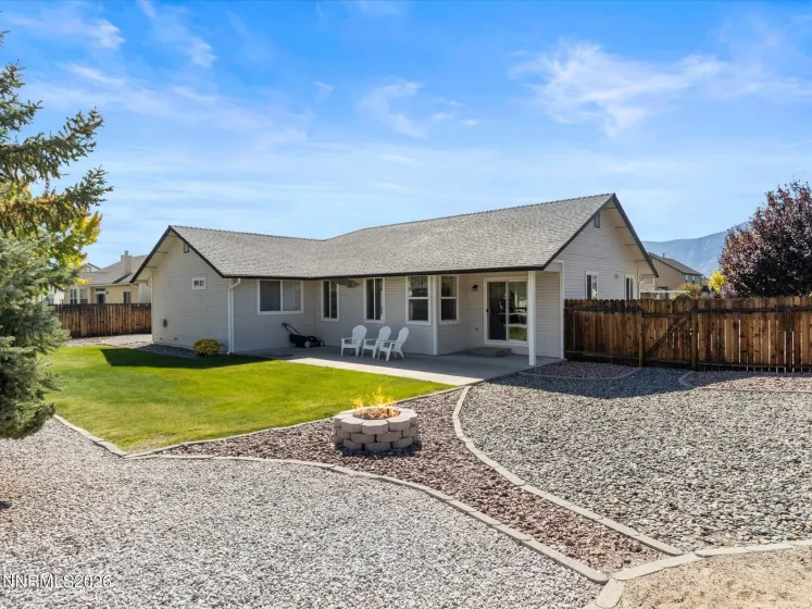 2947 Hot Springs, Minden, Nevada 89423, 3 Bedrooms Bedrooms, ,2 BathroomsBathrooms,Residential,Residential,Hot Springs,0,260012389
