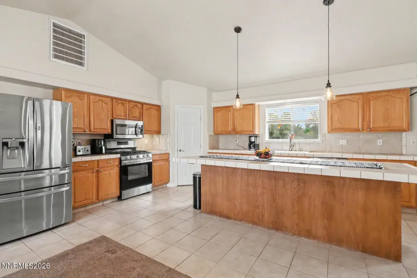 195 River Village, Fallon, Nevada 89406, 3 Bedrooms Bedrooms, ,2 BathroomsBathrooms,Residential,Residential,River Village,0,260012392