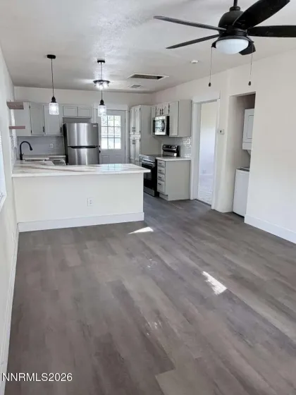 1016 Prater, Sparks, Nevada 89431, 2 Bedrooms Bedrooms, ,2 BathroomsBathrooms,Residential,Residential,Prater,0,260012394