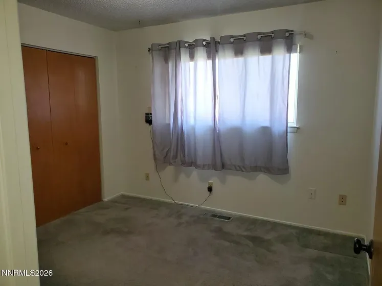 135 Ash, Hawthorne, Nevada 89415, 3 Bedrooms Bedrooms, ,1 BathroomBathrooms,Residential,Residential,Ash,0,260012395