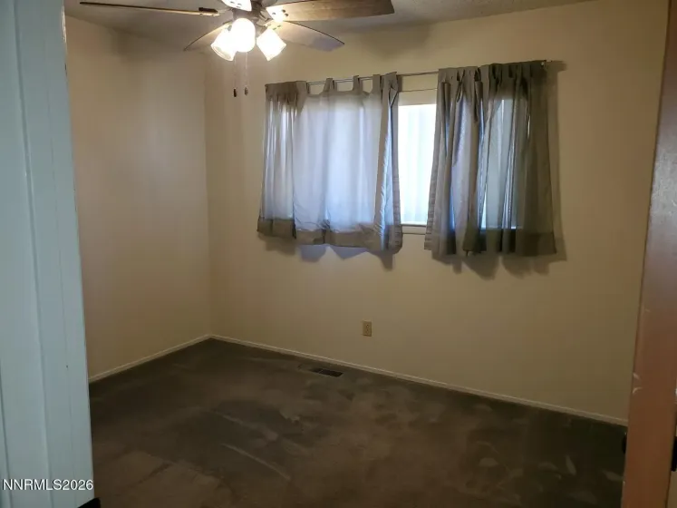 135 Ash, Hawthorne, Nevada 89415, 3 Bedrooms Bedrooms, ,1 BathroomBathrooms,Residential,Residential,Ash,0,260012395