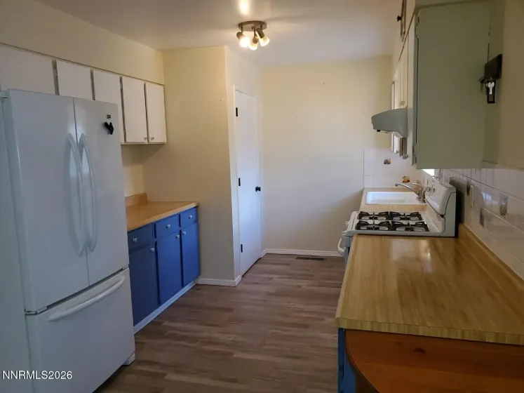 135 Ash, Hawthorne, Nevada 89415, 3 Bedrooms Bedrooms, ,1 BathroomBathrooms,Residential,Residential,Ash,0,260012395
