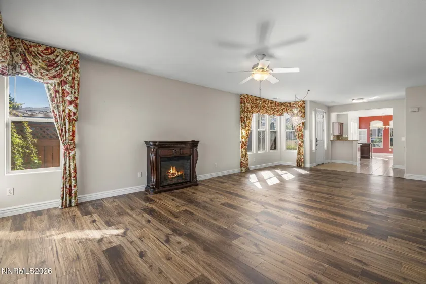 1940 Cosenza, Sparks, Nevada 89434, 2 Bedrooms Bedrooms, ,2 BathroomsBathrooms,Residential,Residential,Cosenza,0,260012396