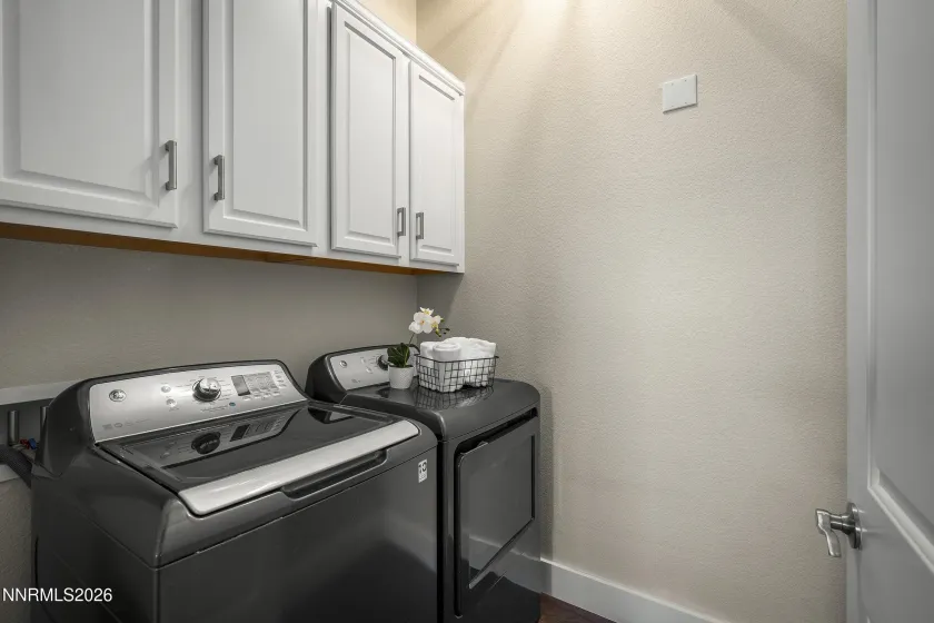 9900 Wilbur May, Reno, Nevada 89521, 2 Bedrooms Bedrooms, ,2 BathroomsBathrooms,Residential,Residential,Wilbur May,0,260012398