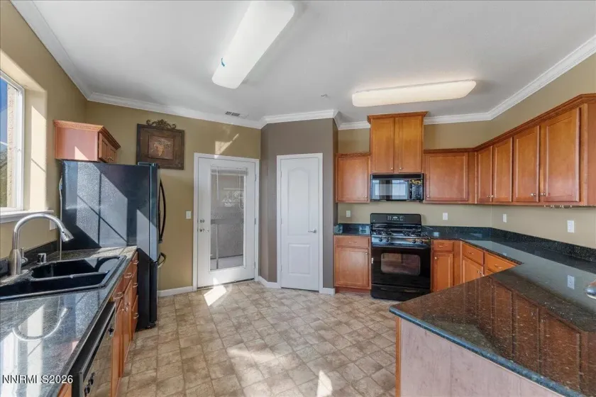 9050 Double R, Reno, Nevada 89521, 2 Bedrooms Bedrooms, ,2 BathroomsBathrooms,Residential,Residential,Double R,0,260012401