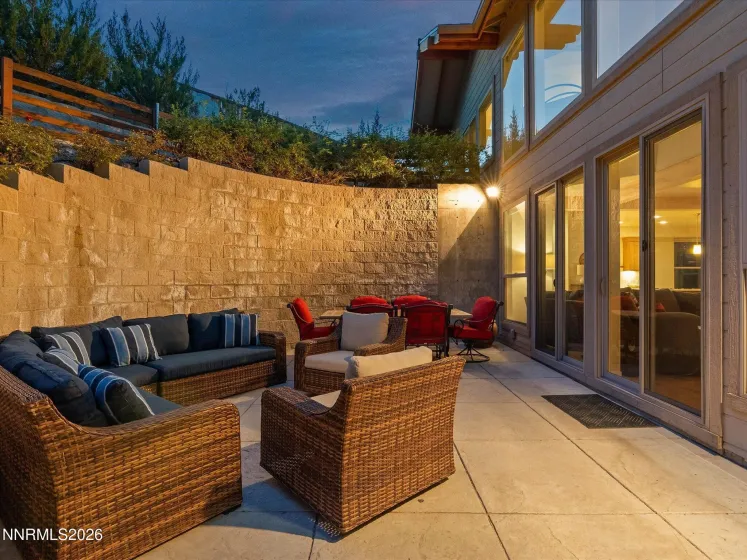 3298 Thornhill, Reno, Nevada 89509, 3 Bedrooms Bedrooms, ,4 BathroomsBathrooms,Residential,Residential,Thornhill,0,260012404