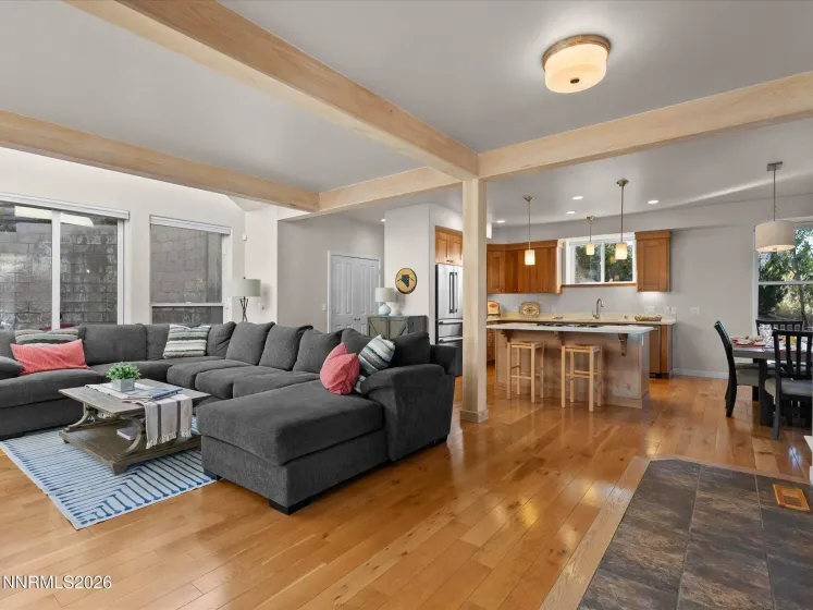 3298 Thornhill, Reno, Nevada 89509, 3 Bedrooms Bedrooms, ,4 BathroomsBathrooms,Residential,Residential,Thornhill,0,260012404