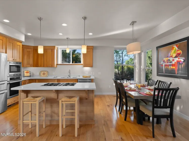 3298 Thornhill, Reno, Nevada 89509, 3 Bedrooms Bedrooms, ,4 BathroomsBathrooms,Residential,Residential,Thornhill,0,260012404