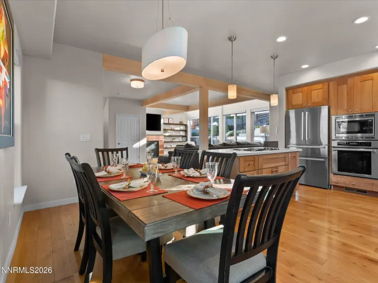 3298 Thornhill, Reno, Nevada 89509, 3 Bedrooms Bedrooms, ,4 BathroomsBathrooms,Residential,Residential,Thornhill,0,260012404