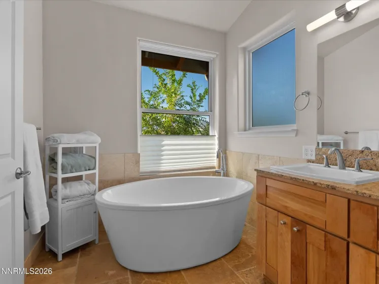 3298 Thornhill, Reno, Nevada 89509, 3 Bedrooms Bedrooms, ,4 BathroomsBathrooms,Residential,Residential,Thornhill,0,260012404
